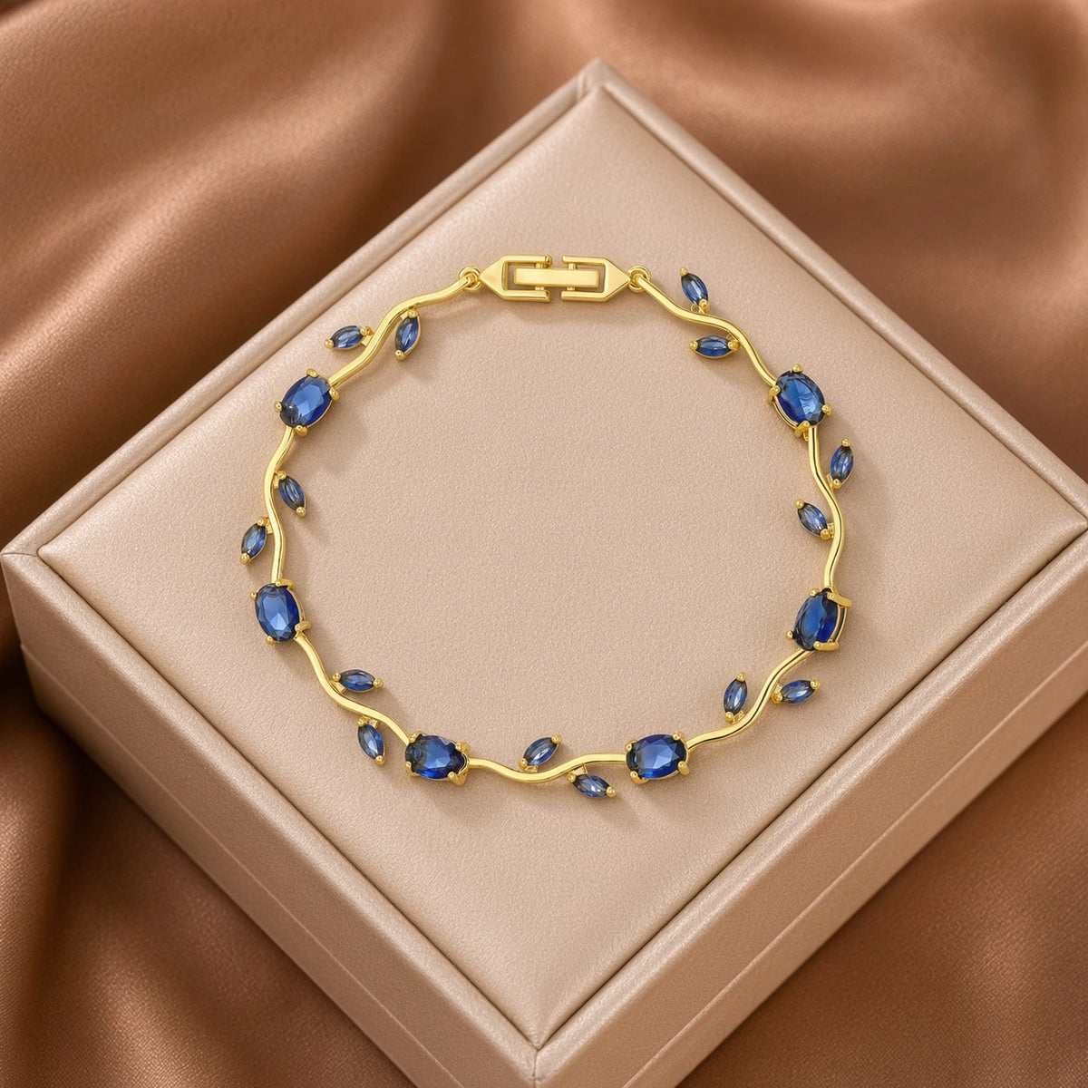 Pulsera Tulipán Chapada en Oro 18K